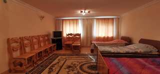 Отели типа «постель и завтрак» Hotel Halidzor Алидзор Стандартный четырехместный номер-6